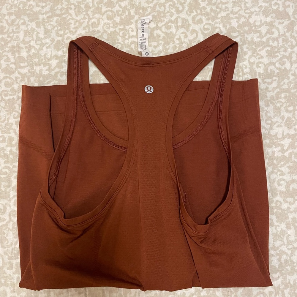 Lululemon Tank